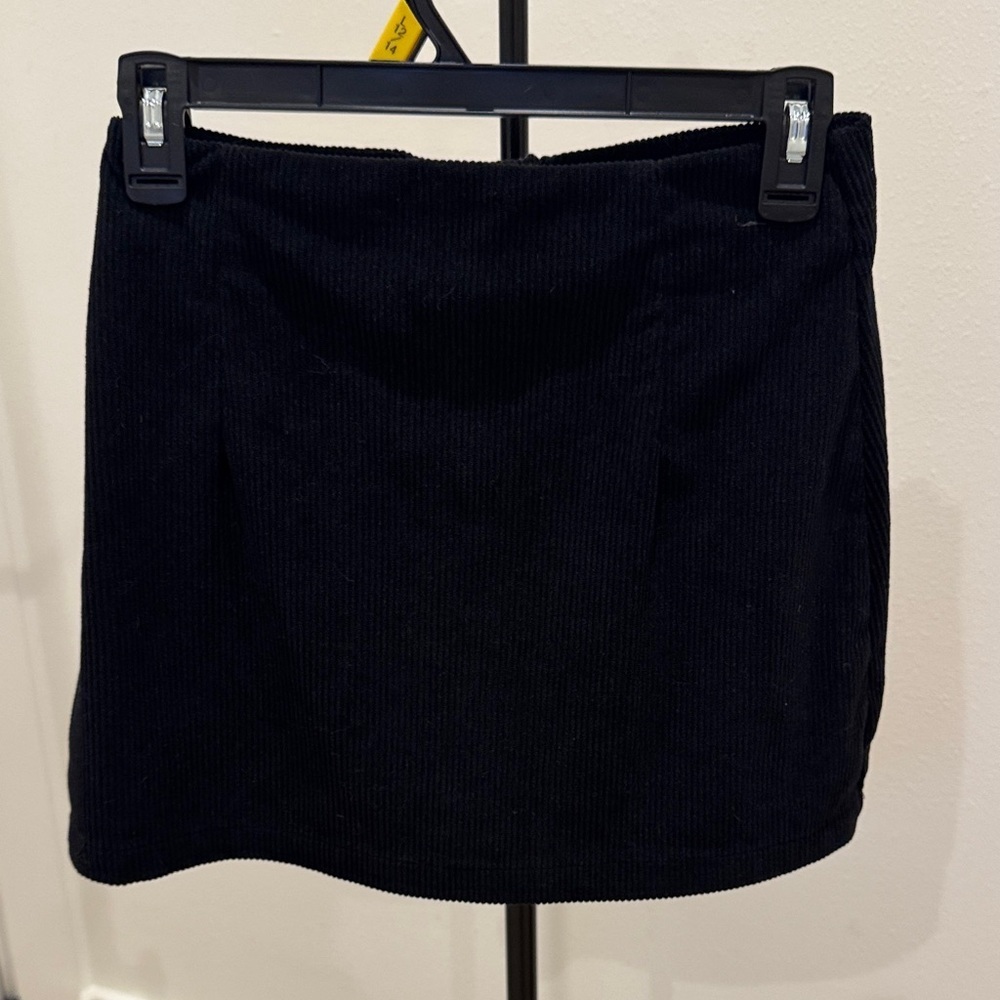 SHEIN Black Corduroy Mini Skirt